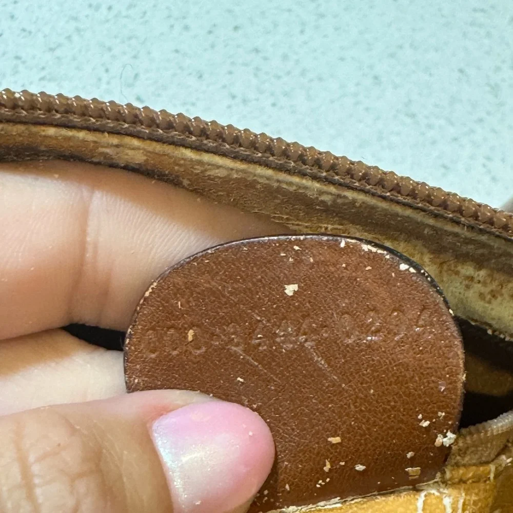 Gucci Authentic Vintage Bamboo Handle Bag - Brown Leather with COA - Picture 14 of 17